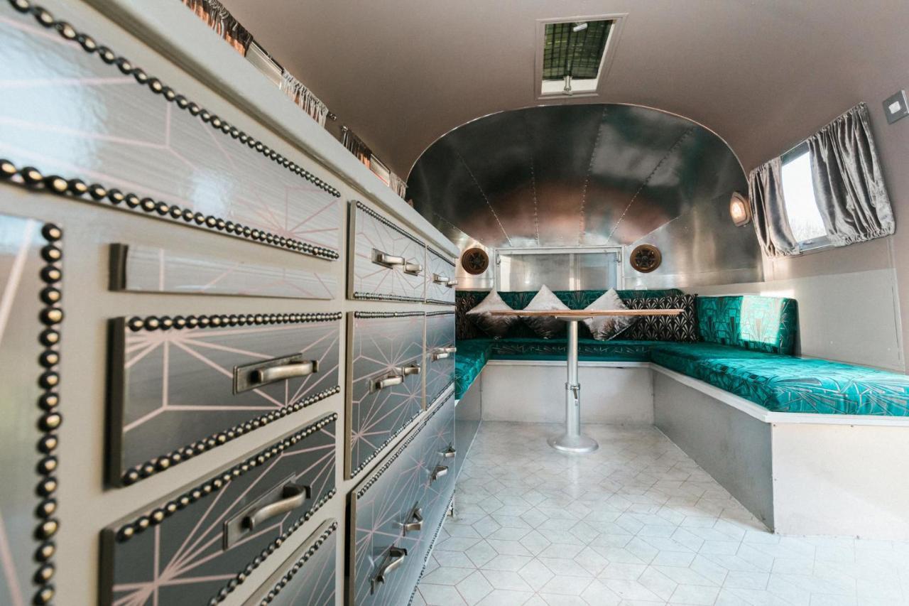 Silver Airstream Glamping & Rental Chichester Eksteriør billede