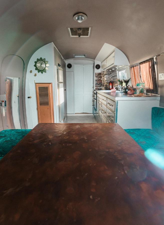 Silver Airstream Glamping & Rental Chichester Eksteriør billede