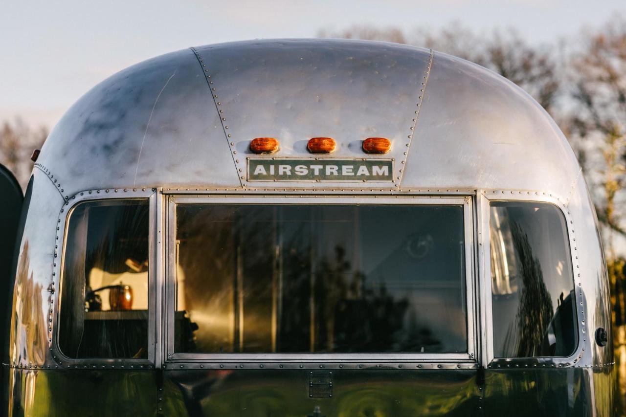 Silver Airstream Glamping & Rental Chichester Eksteriør billede