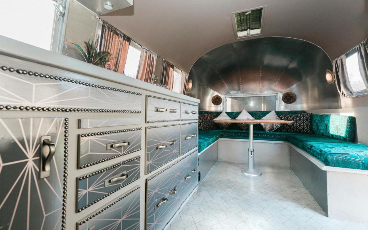 Silver Airstream Glamping & Rental Chichester Eksteriør billede