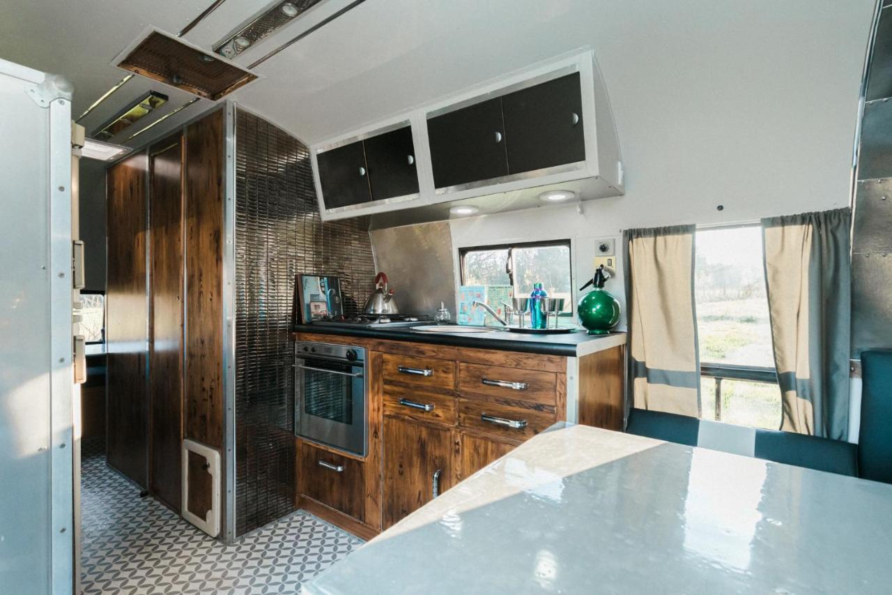 Silver Airstream Glamping & Rental Chichester Eksteriør billede