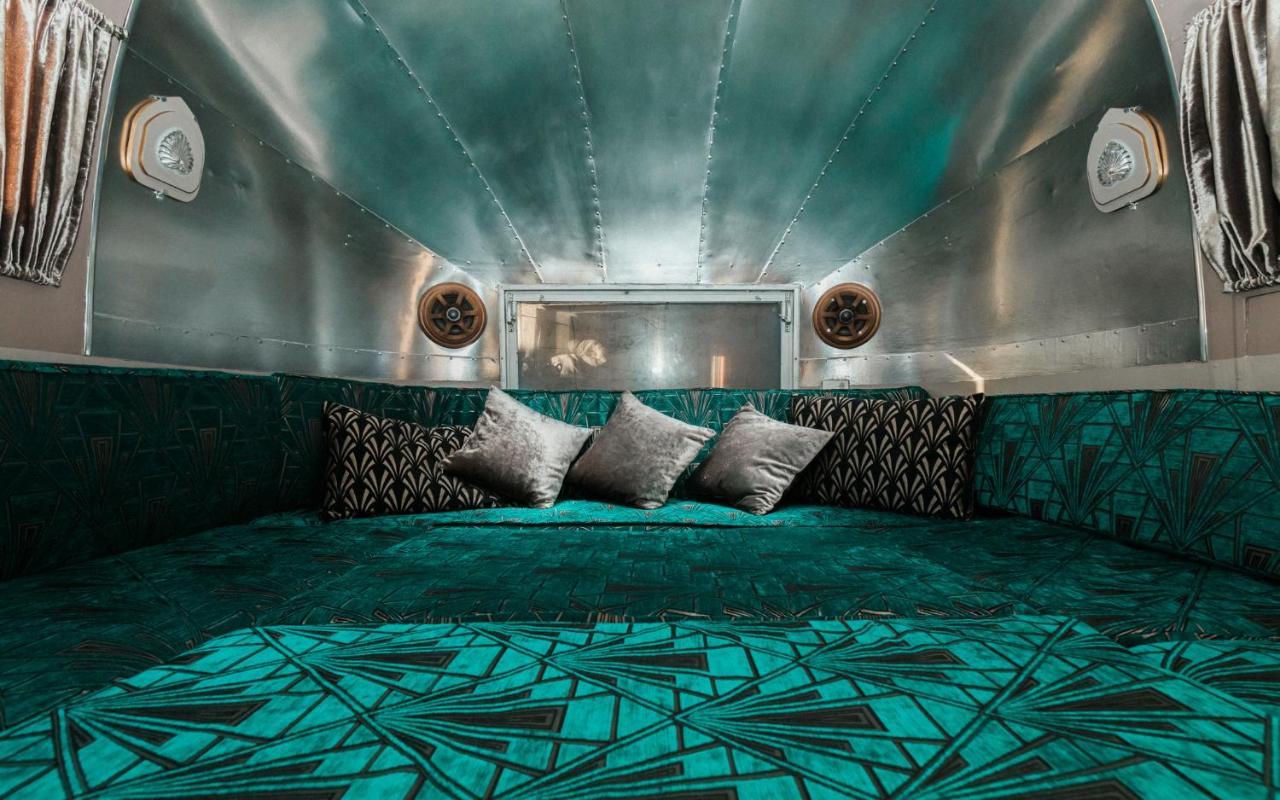 Silver Airstream Glamping & Rental Chichester Eksteriør billede